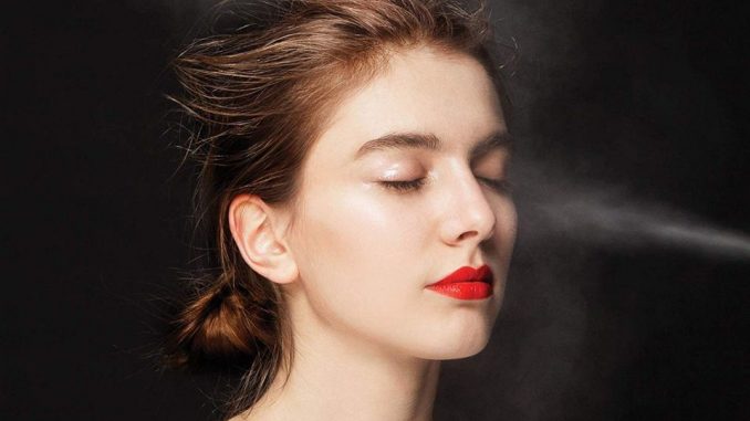 5 makeup sealing sprays to avoid the stiff effect on your skin