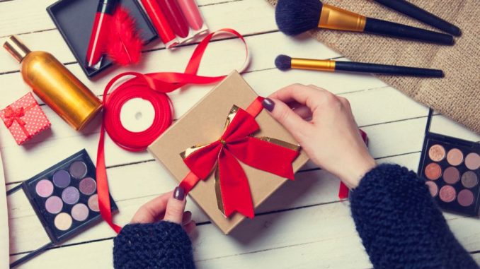 Christmas beauty! The Best Makeup and Grooming Gifts Every Woman Will Love to Receive